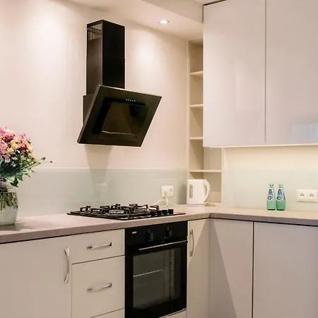 Apartamento Apartel Metro Wierzbno Varsóvia
