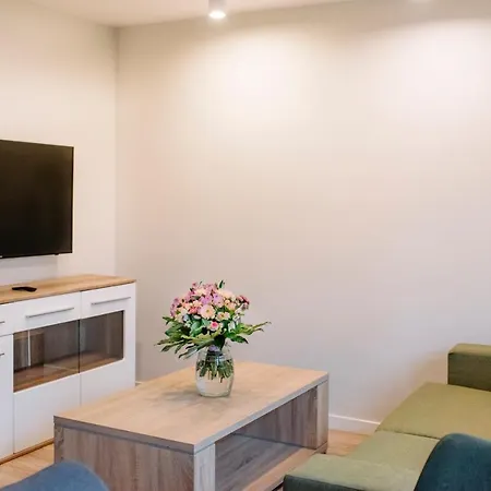 Apartel Metro Wierzbno Varsóvia