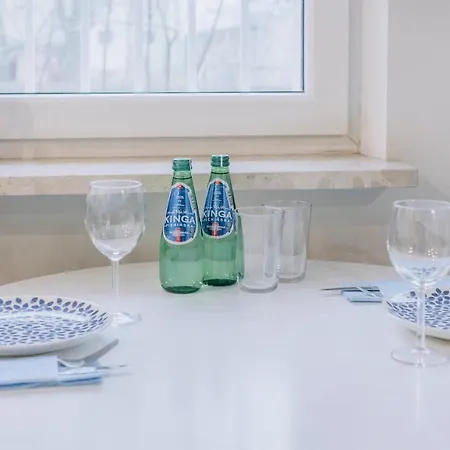 Apartel Metro Wierzbno *