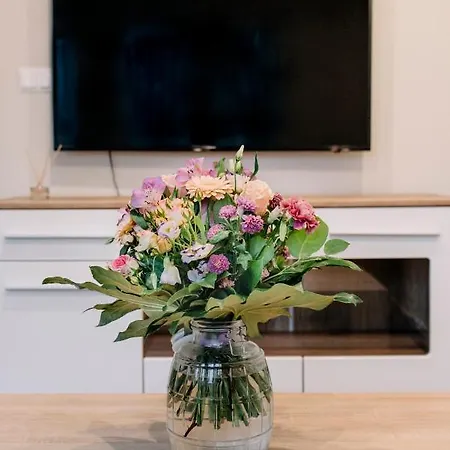 Apartamento Apartel Metro Wierzbno