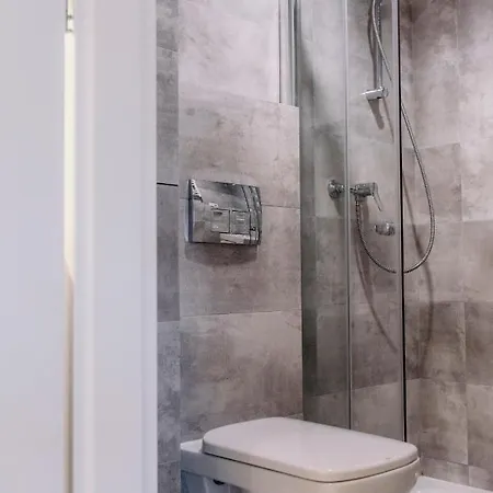 Apartel Metro Wierzbno Varsóvia